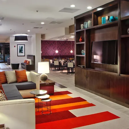 Doubletree By Hilton Charlotte Airport-3